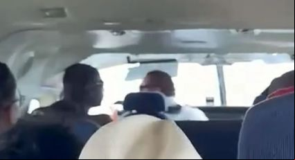 VÍDEO: homem armado com faca sequestra avião em Belize e é morto por ageiro