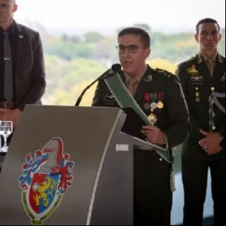 Militares golpistas que viraram réus devem perder armas e ser afastados, diz especialista